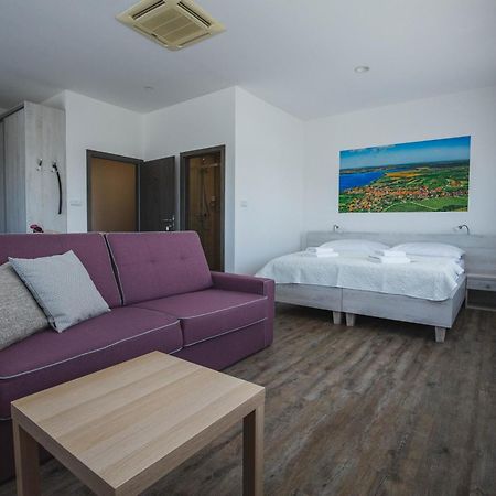 Apartmany Pemag Mikulov Eksteriør billede