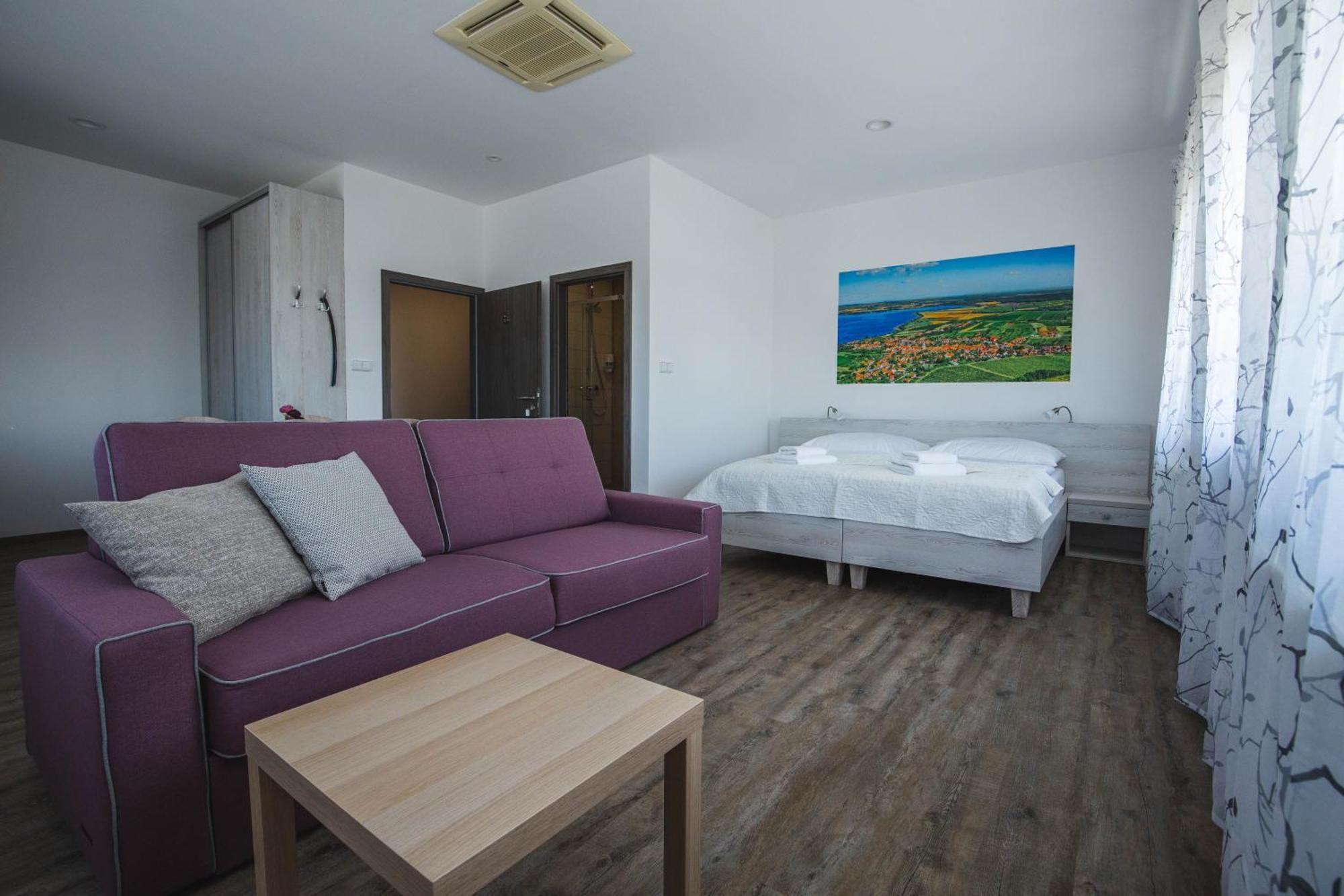 Apartmany Pemag Mikulov Eksteriør billede