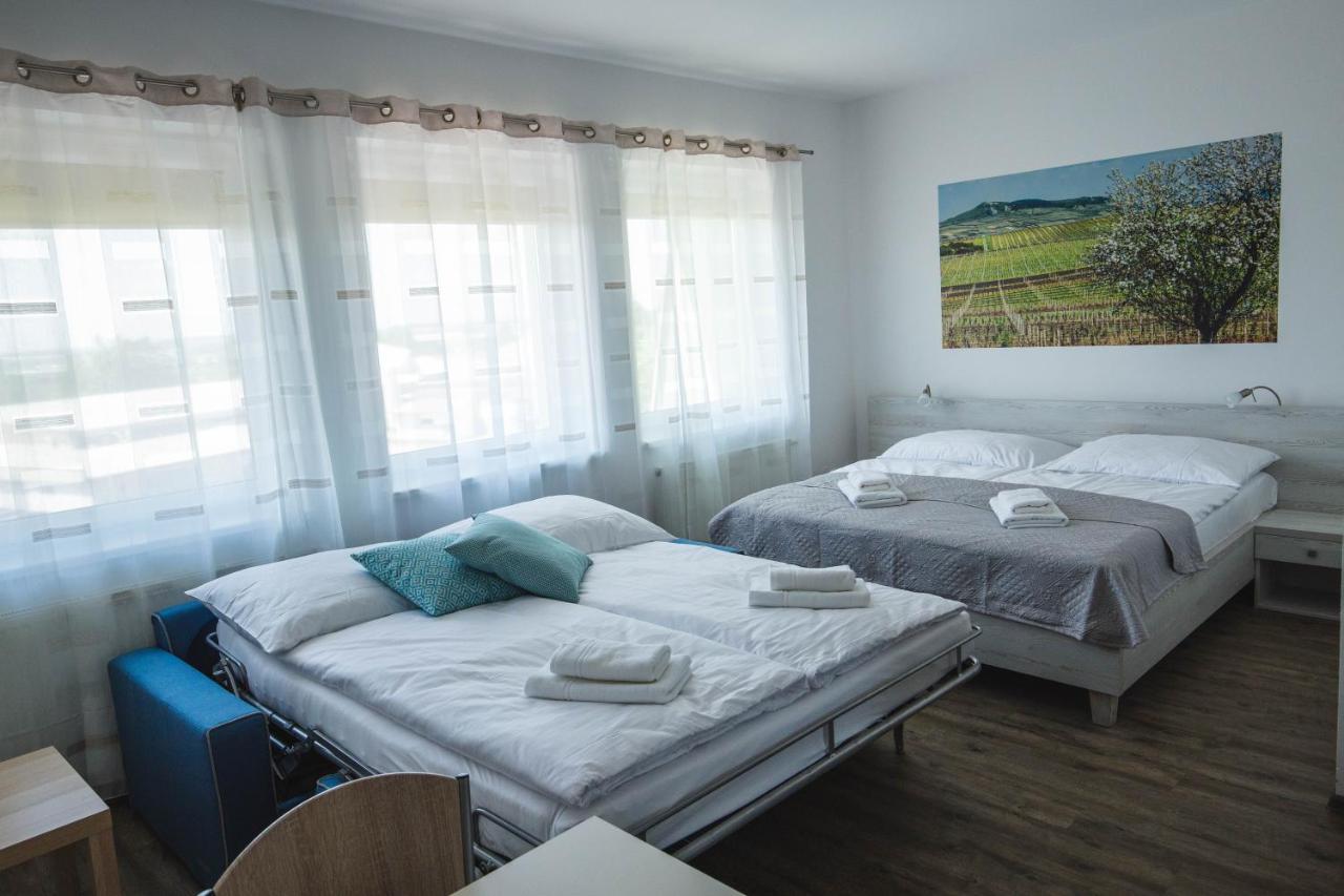 Apartmany Pemag Mikulov Eksteriør billede